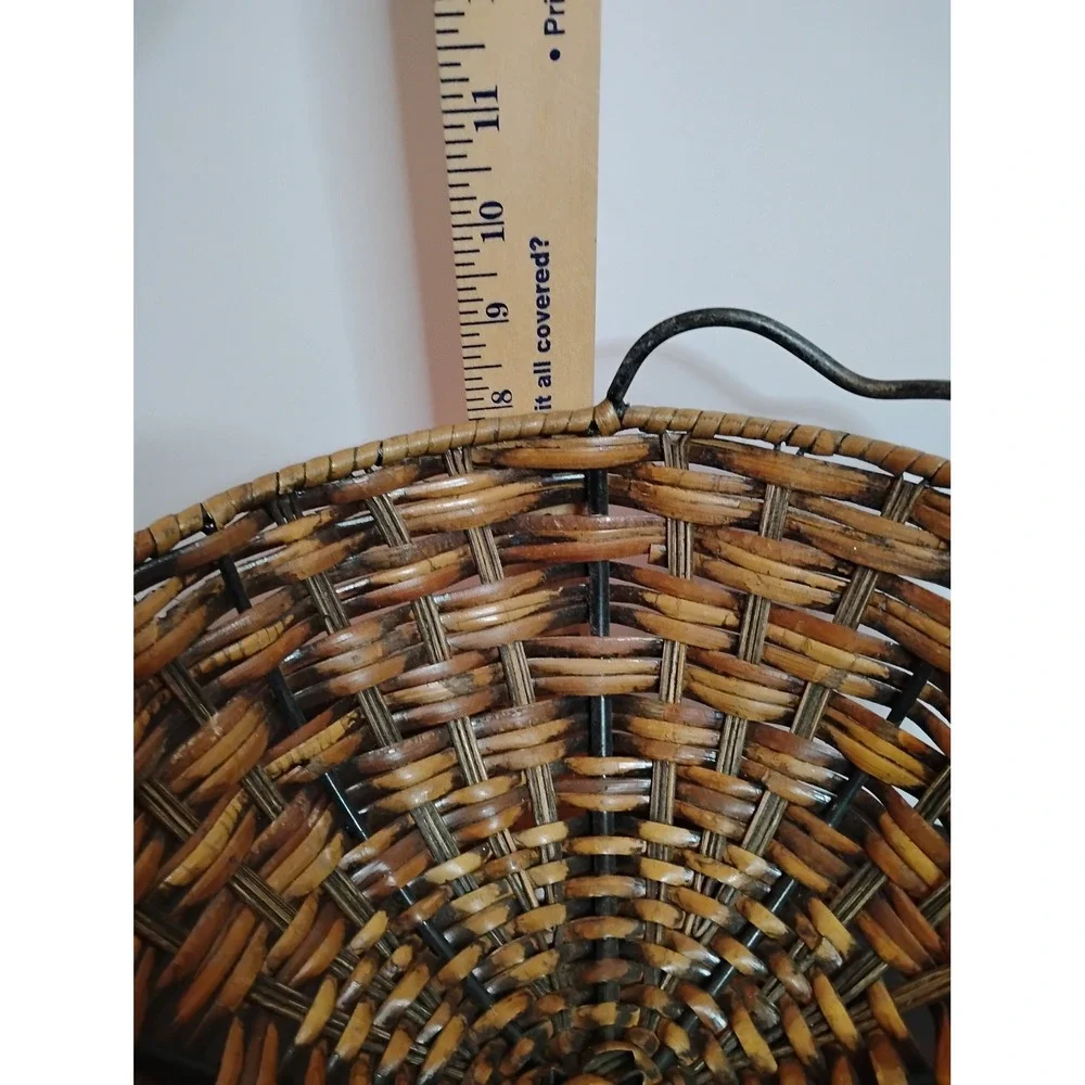 Rustic Woven Wicker FruitBasket Metal Pedestal Base Leaf Detail Centerpiece Bowl